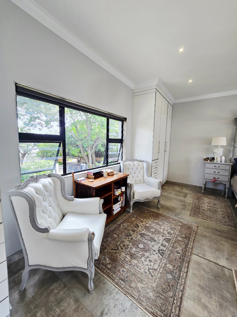 6 Bedroom Property for Sale in Wilkoppies North West